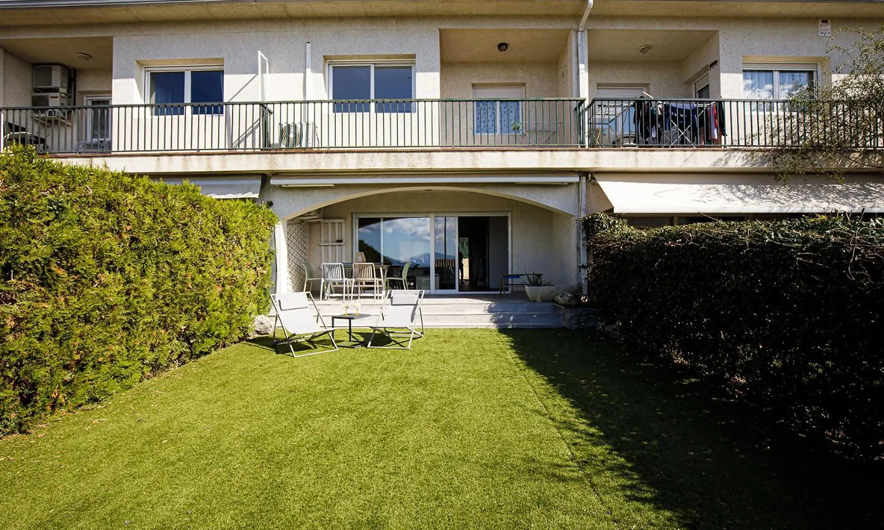 Casa Con Bonitas Vistas En Montjuic Girona Villa