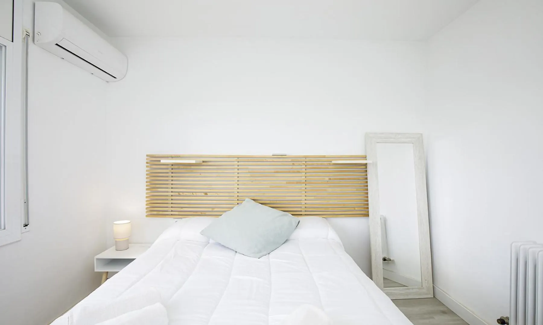 Casa Con Bonitas Vistas En Montjuic Girona Villa