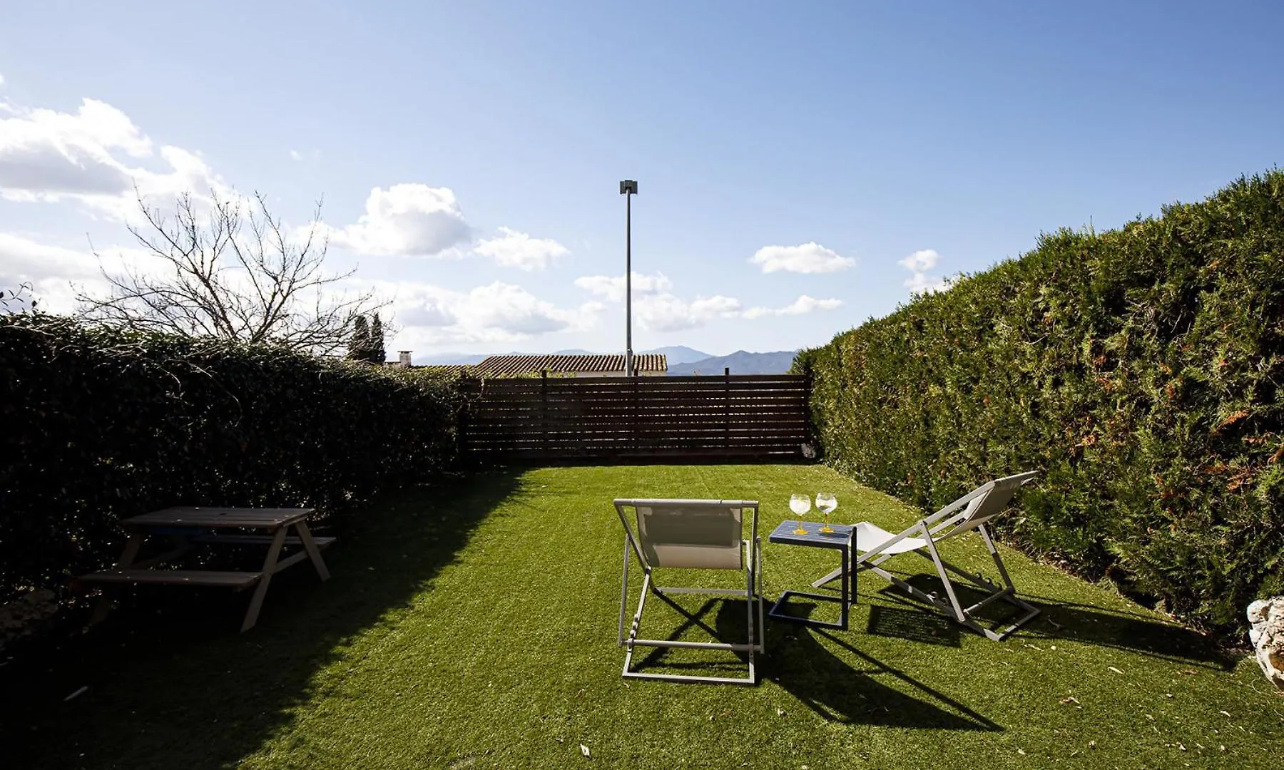 Chalet Casa Con Bonitas Vistas En Montjuic Girona Villa
