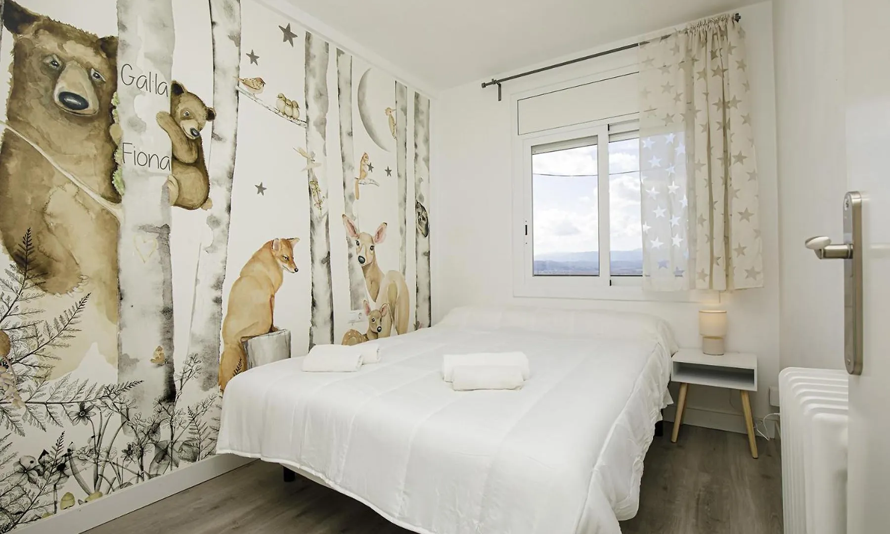Casa Con Bonitas Vistas En Montjuic Girona Villa 0*,