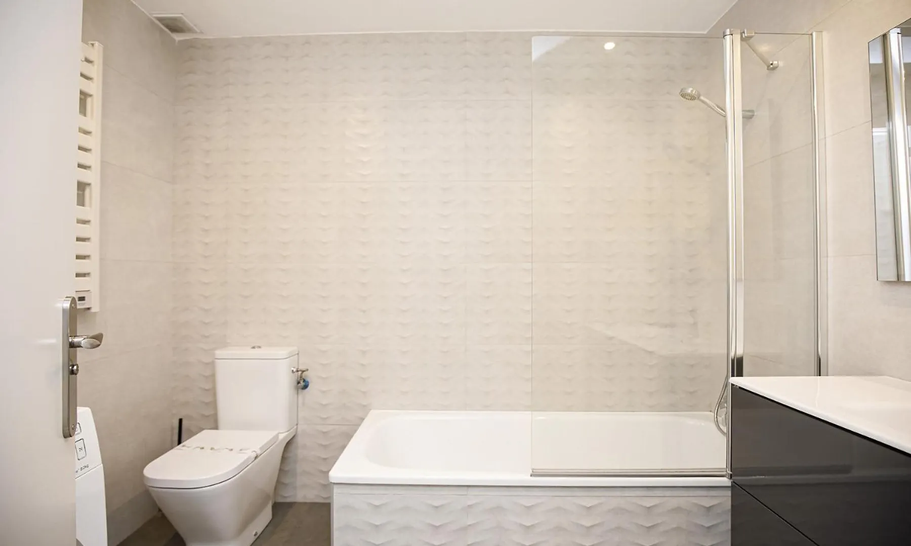 Casa Con Bonitas Vistas En Montjuic Girona Villa